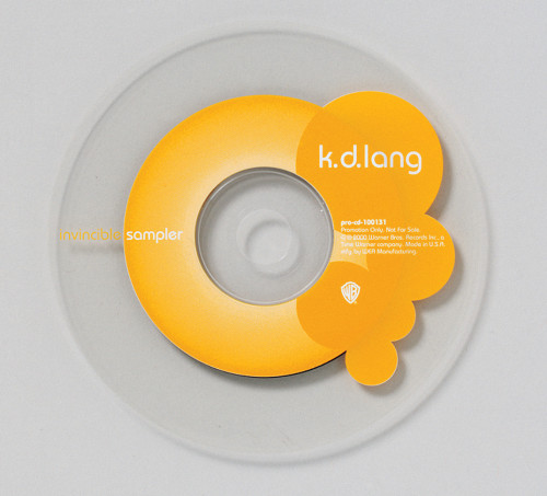 K.D. Lang: Invincible sampler